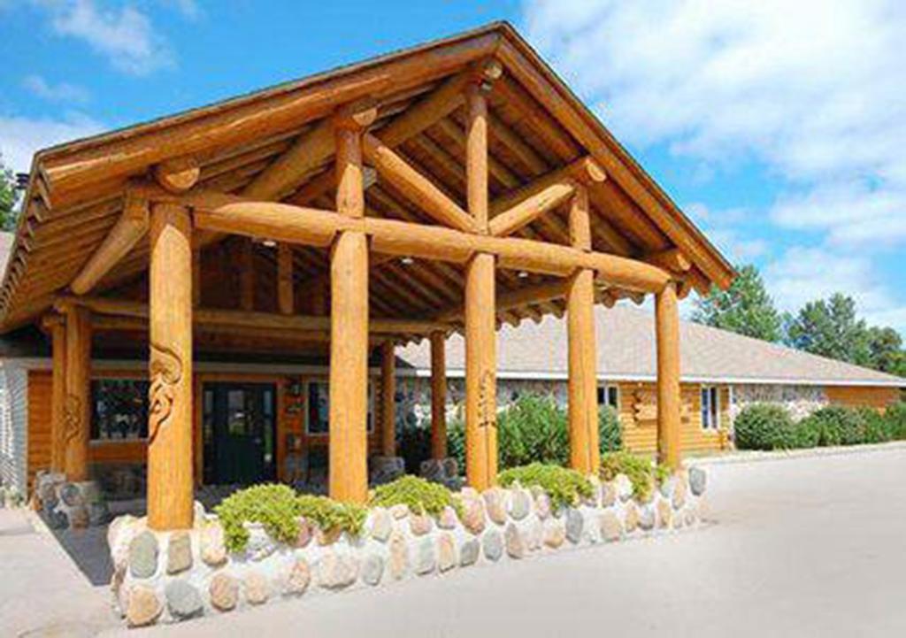 The Pinewood Lodge Au Gres Extérieur photo
