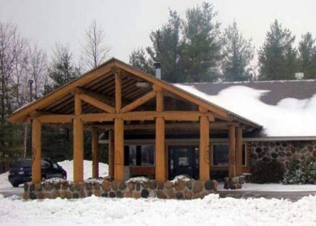 The Pinewood Lodge Au Gres Extérieur photo