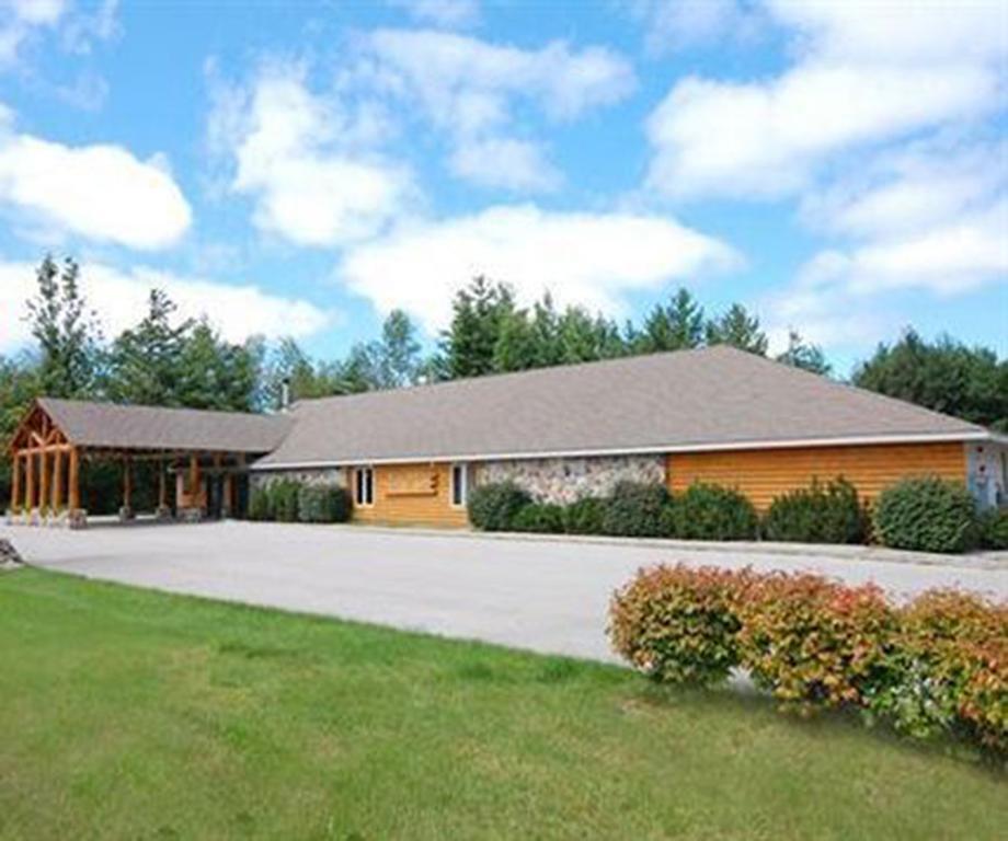 The Pinewood Lodge Au Gres Extérieur photo